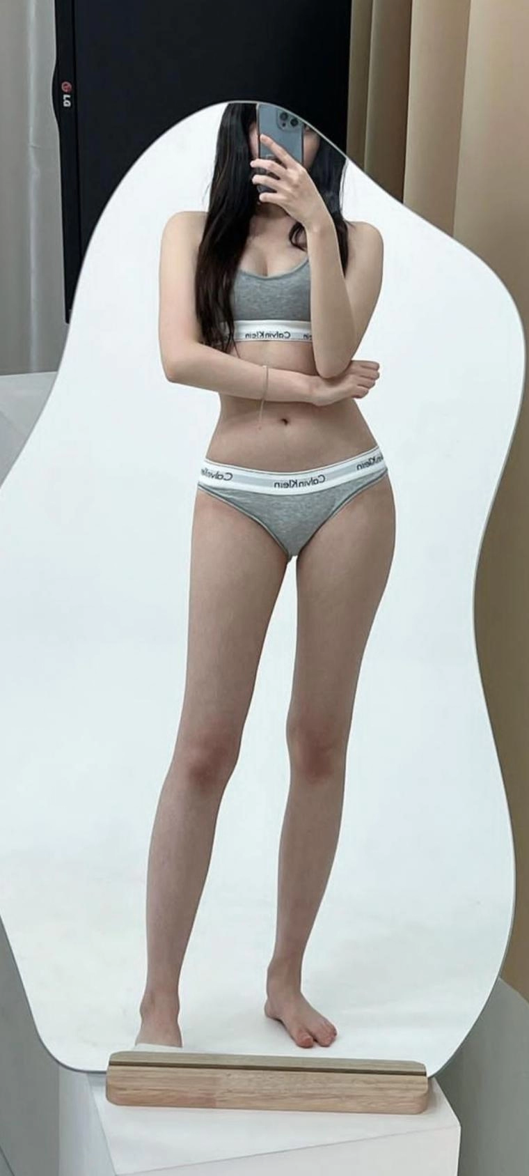 어린티 나는 20살 속옷 모델