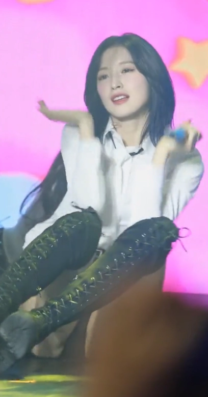 ㅇㅎ)아린이 주저앉은 모습 ㅗㅜㅑ