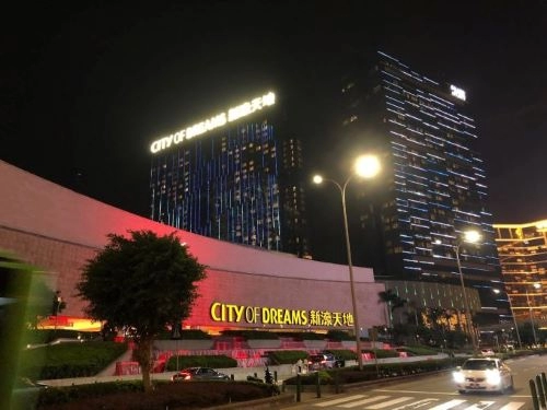 사랑인줄알았다! '취마'를 사랑한 50대 '건우' (1화)