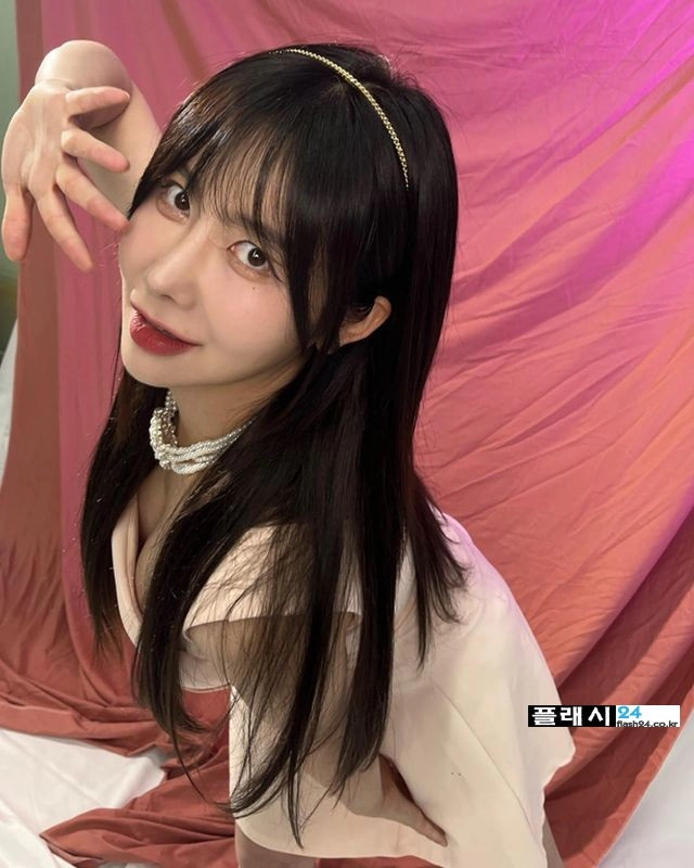 자꾸 보이는 단아냥 시스루