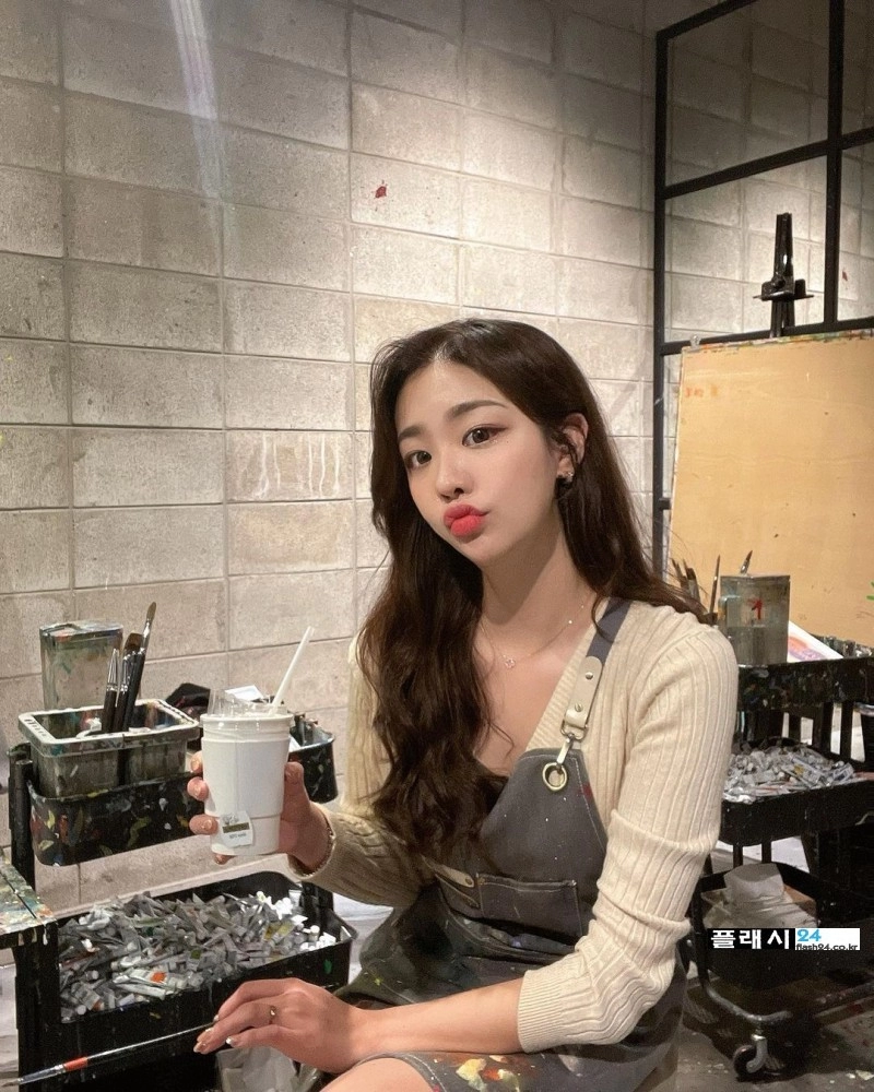 월급 더 주고싶은 여직원