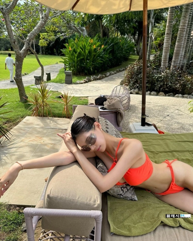 과감한 전하린 기상캐스터