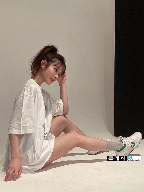 5월 일본 AV 여배우 순위 1위 카와키타 사이카