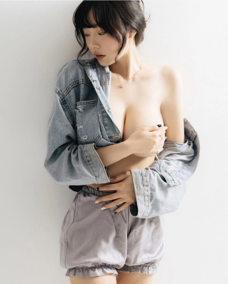 청쟈켓 활용 잘하는 거유녀