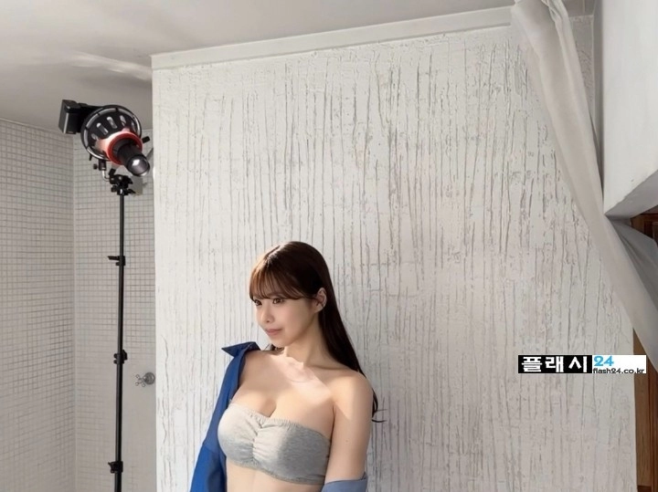 ㅇㅎ)데뷰한 청순한 일본 배우 히야사카 히메