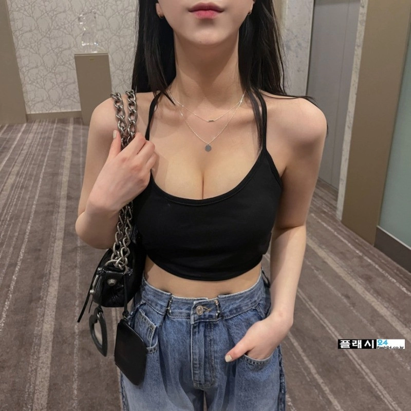 등이 시원한 처자 패션