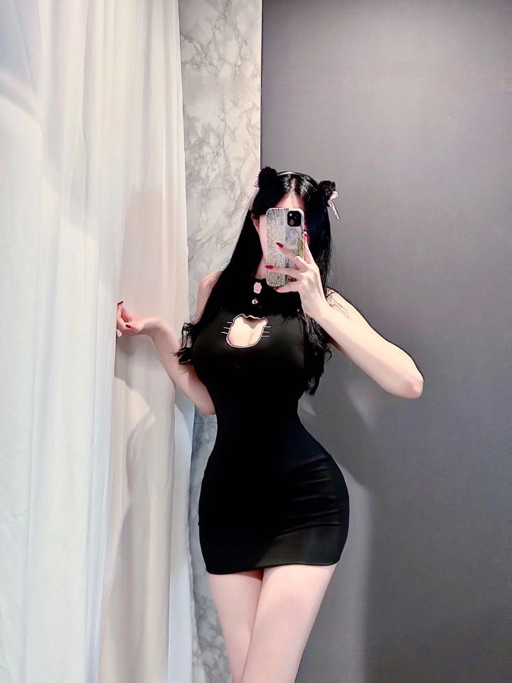 여친이 둘 중 하나 코스프레 해주겠다고 한다면