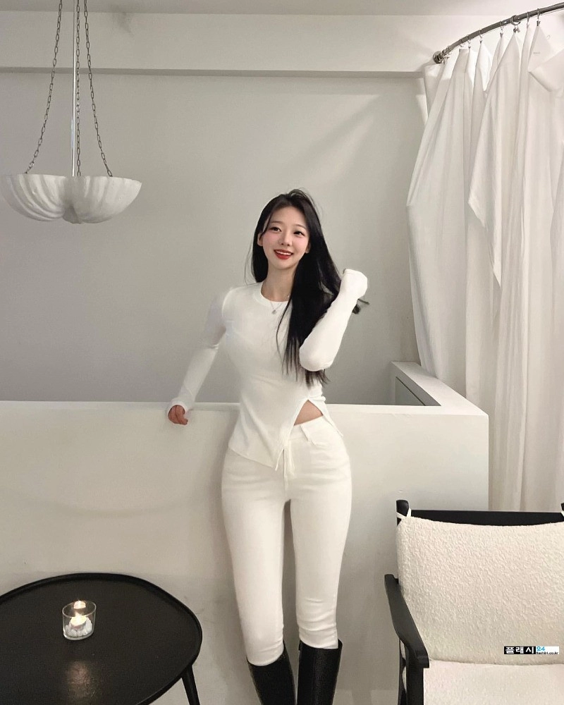 치어리더 우수한 사복 봉긋