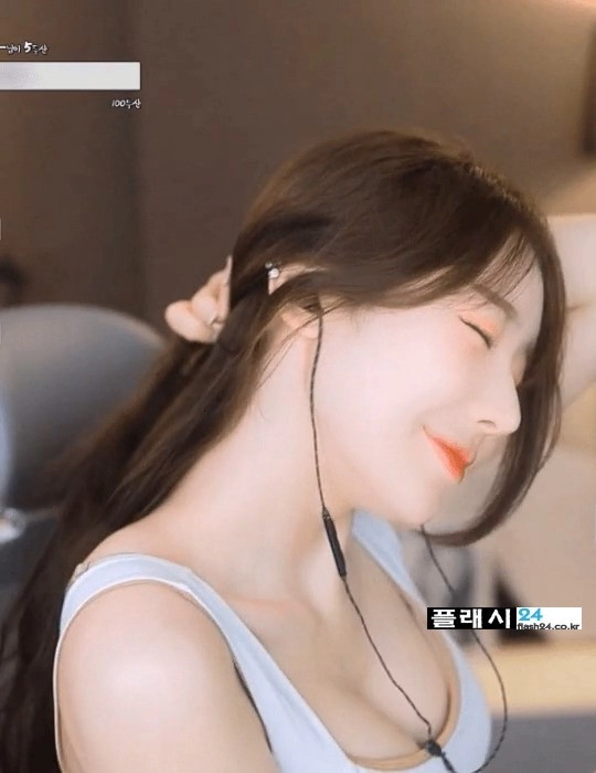 머리 묶는 금화 민소매