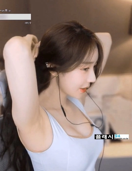 머리 묶는 금화 민소매