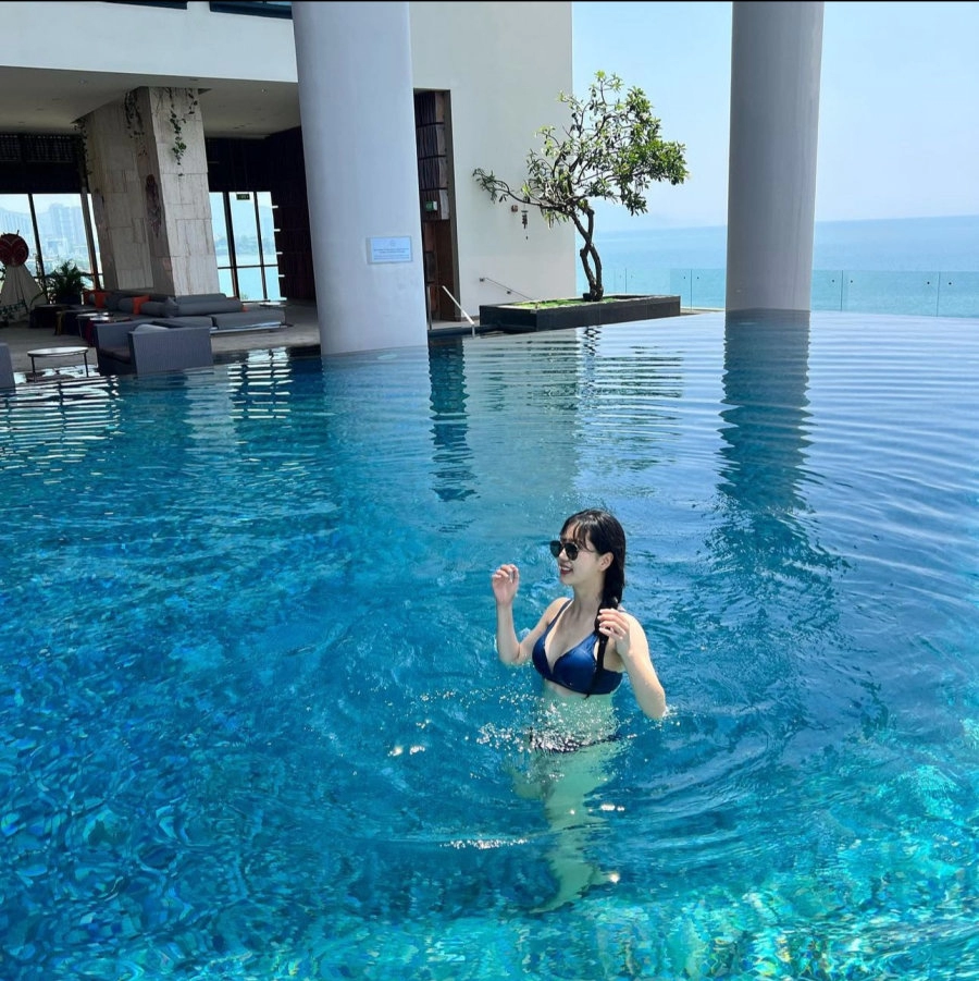 글래머라는 김가영 기상캐스터