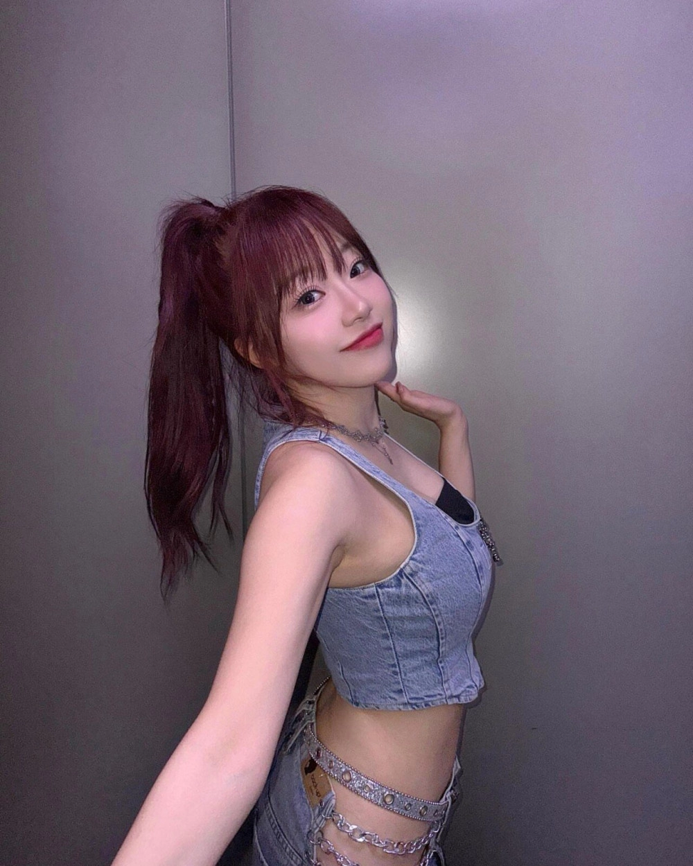 시그니처 지원 골반 노출 패션