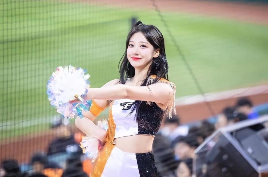 닉값 오지게 해버리는 '우수한' 치어리더