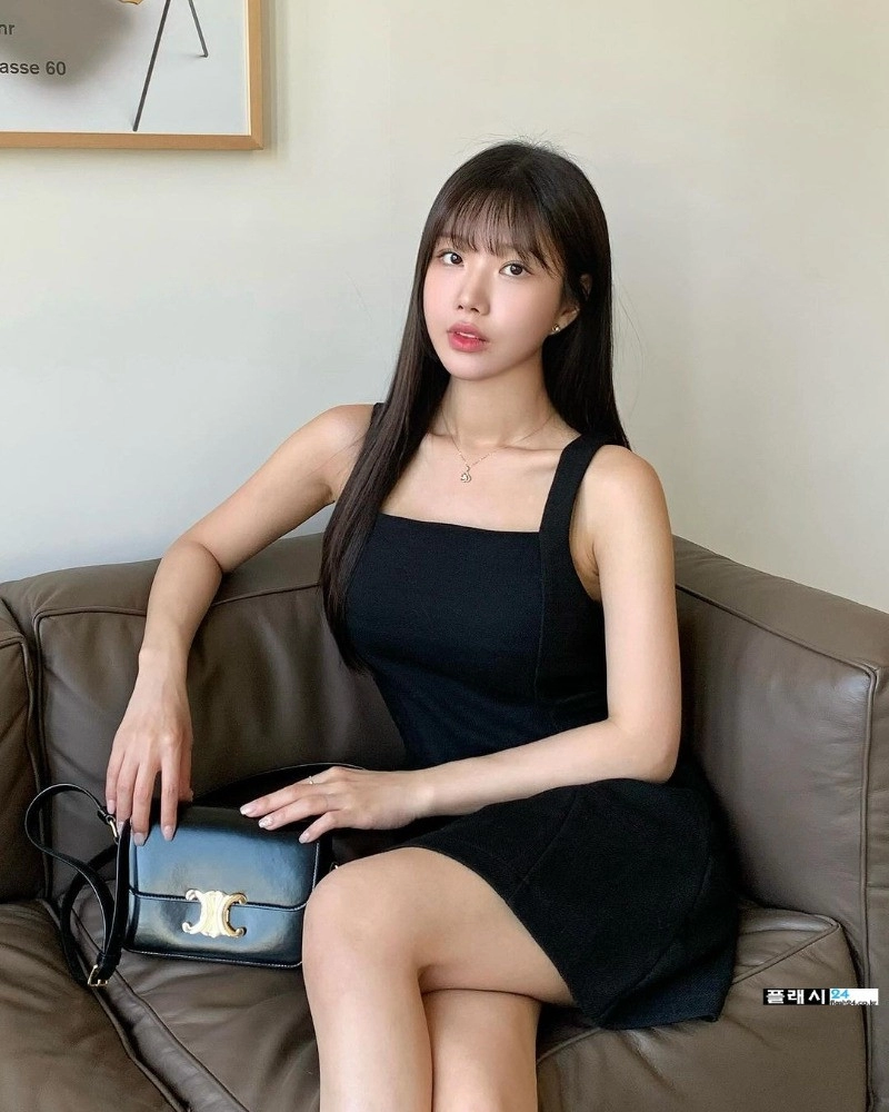 길에서 보면 무조건 연락처 물어보고 싶은 처자