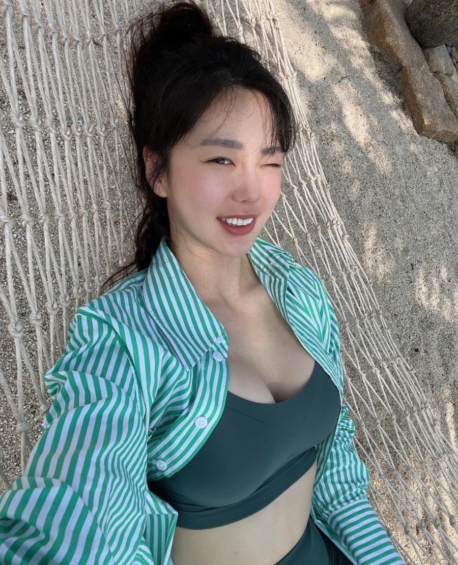 글래머라는 김가영 기상캐스터