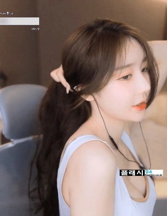 머리 묶는 금화 민소매