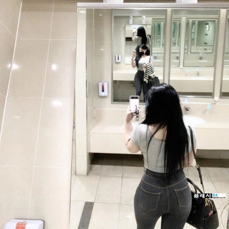 운동하는 유빈이 헬고생 피지컬