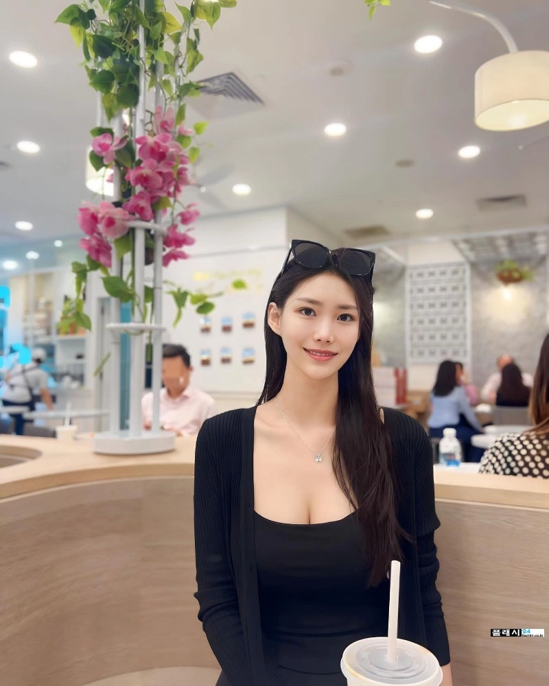 과감한 전하린 기상캐스터