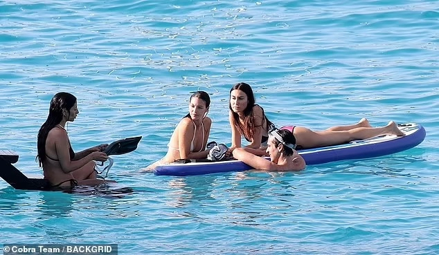 여친 생일 이후로 안만났다는 디카프리오