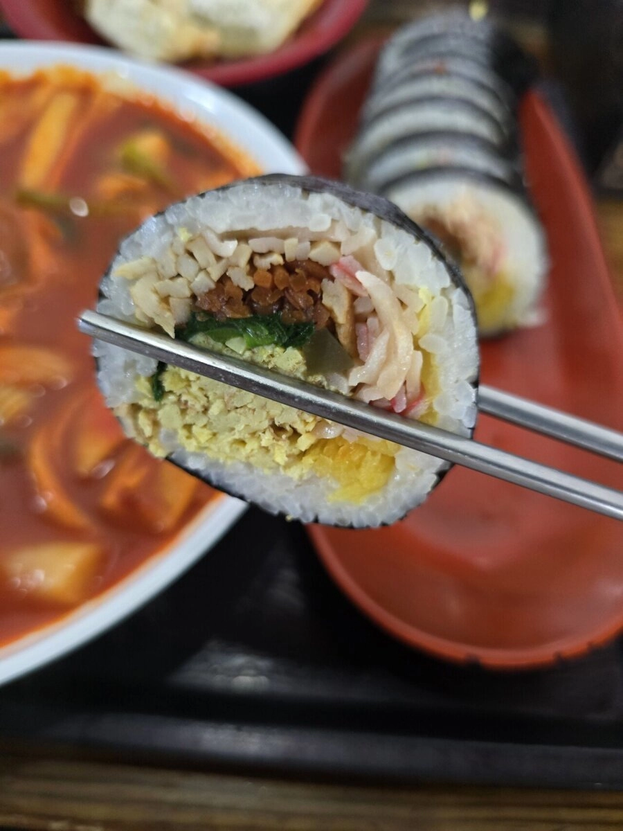 요즘 시대에 이게 말이 되냐는 분식집 가격