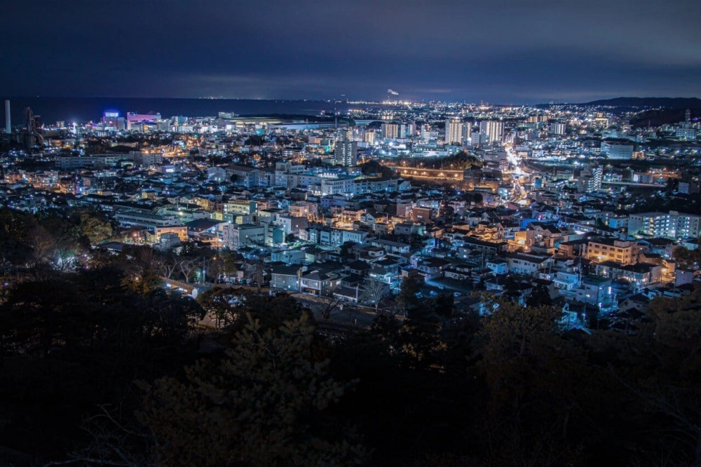 야간 촬영 도중에 삼각대가 넘어져버렸을때의 사진