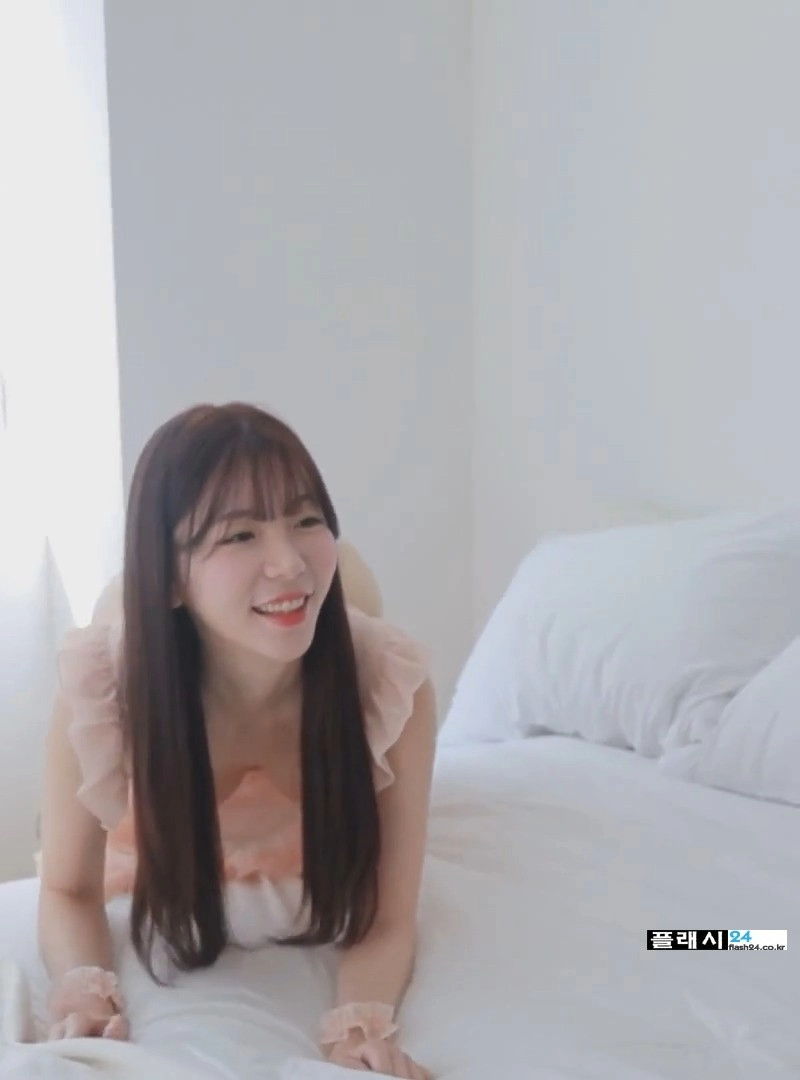 쏘블리 침대에서 이러면 안 넘어갈 수가