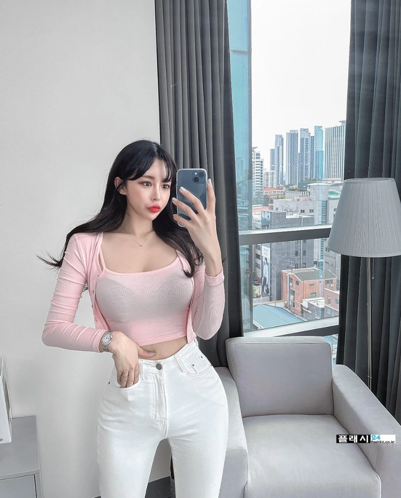 주말 데이트가 기다려지는 여자친구