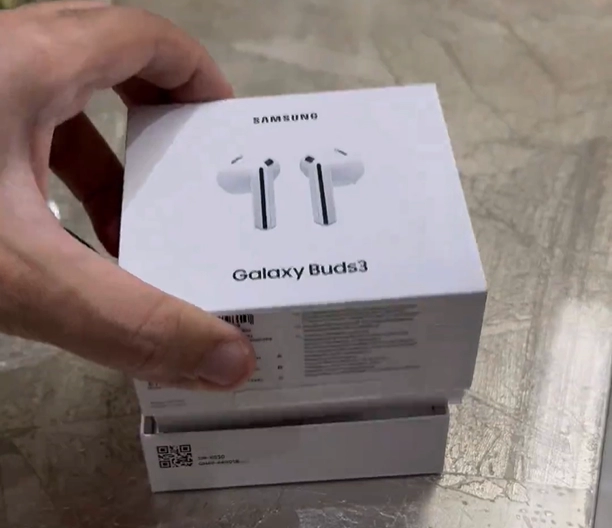 갤럭시 버즈3 실물