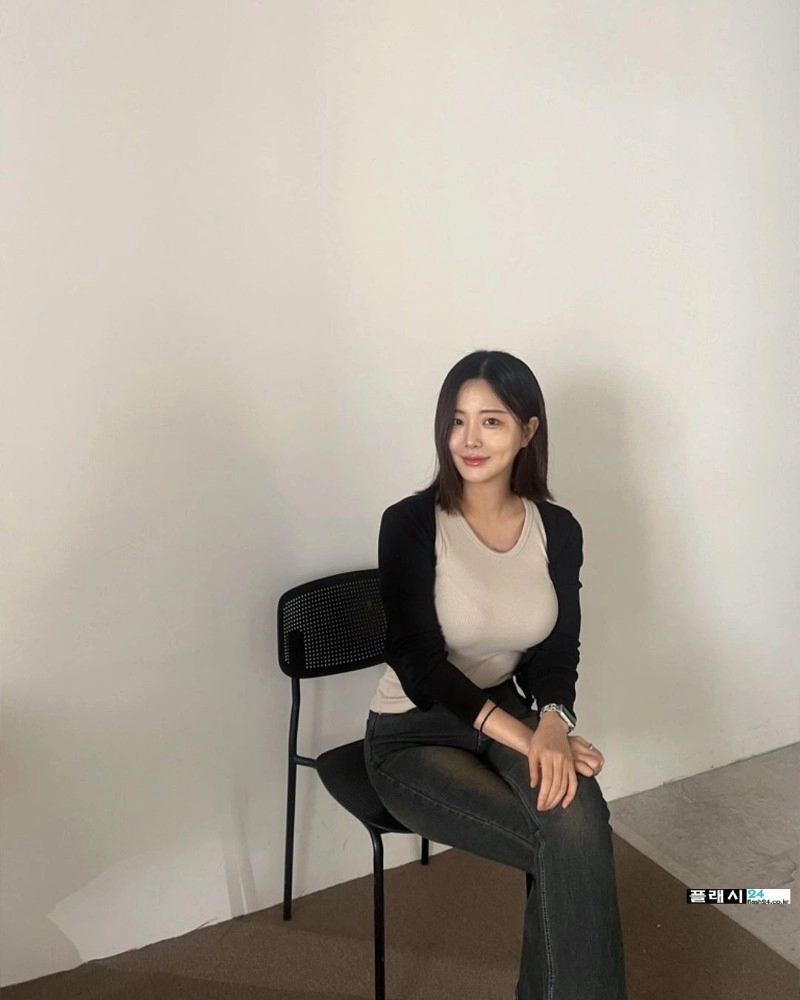 이게 여자고 이게 육체다