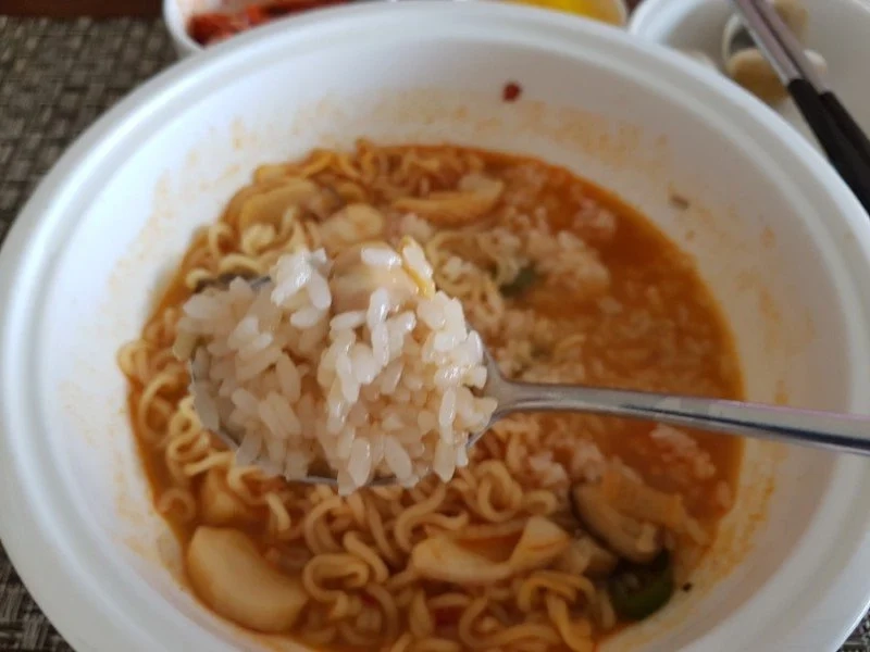 신라호텔 룸서비스 라면 클라쓰