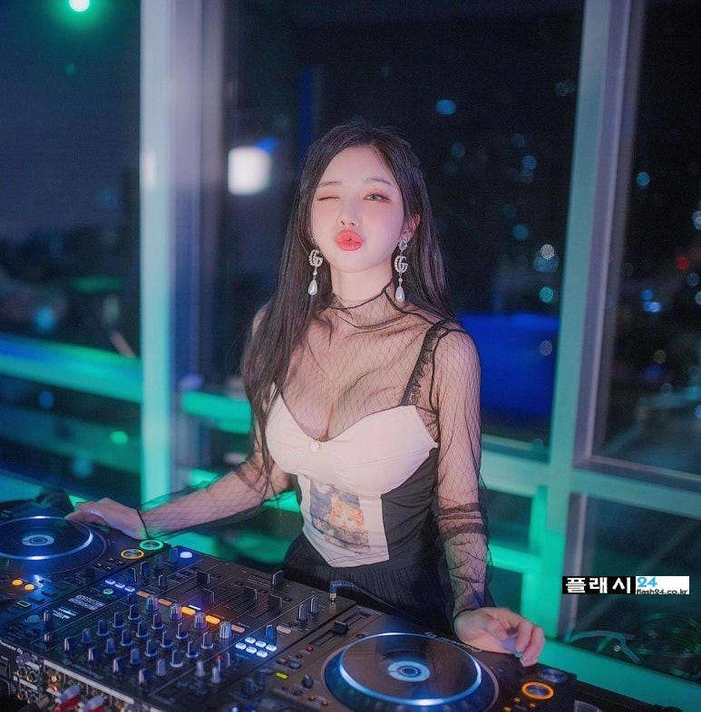 행사장에서 꼭 부르고싶은 DJ수라