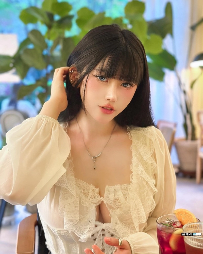 타투 있지만 완전 가능한 처자