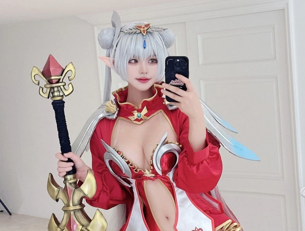 나리땽 코스프레 이정도면 미드 오픈 수준인데