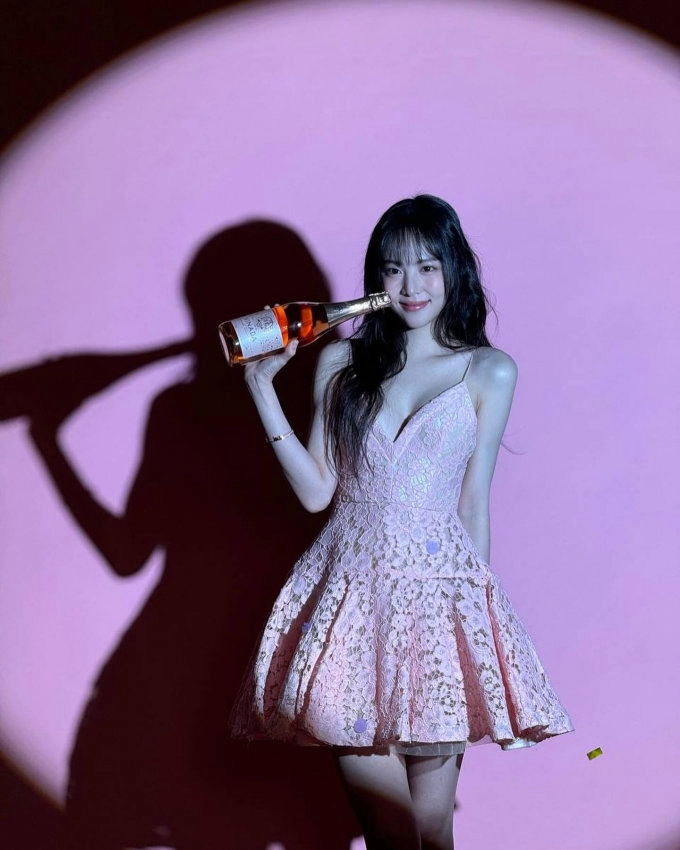 배우 이열음 시원한 미드 오픈룩