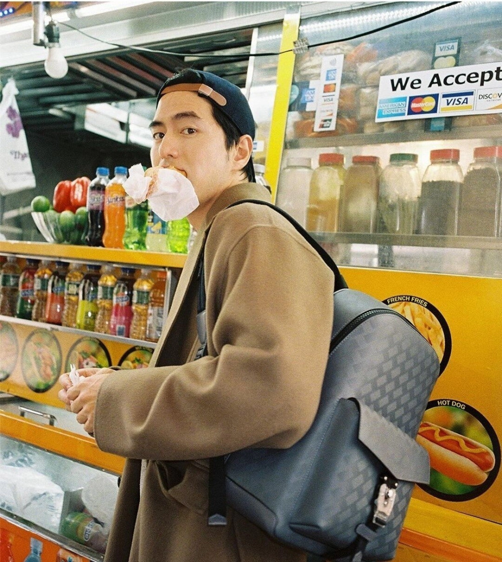 42세 이진욱 정도면 20대 존예녀 꼬시기 가능?