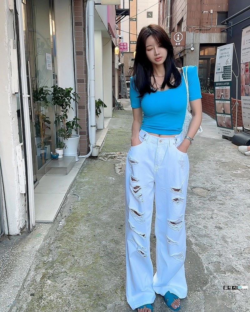 여름에는 하늘색이죠