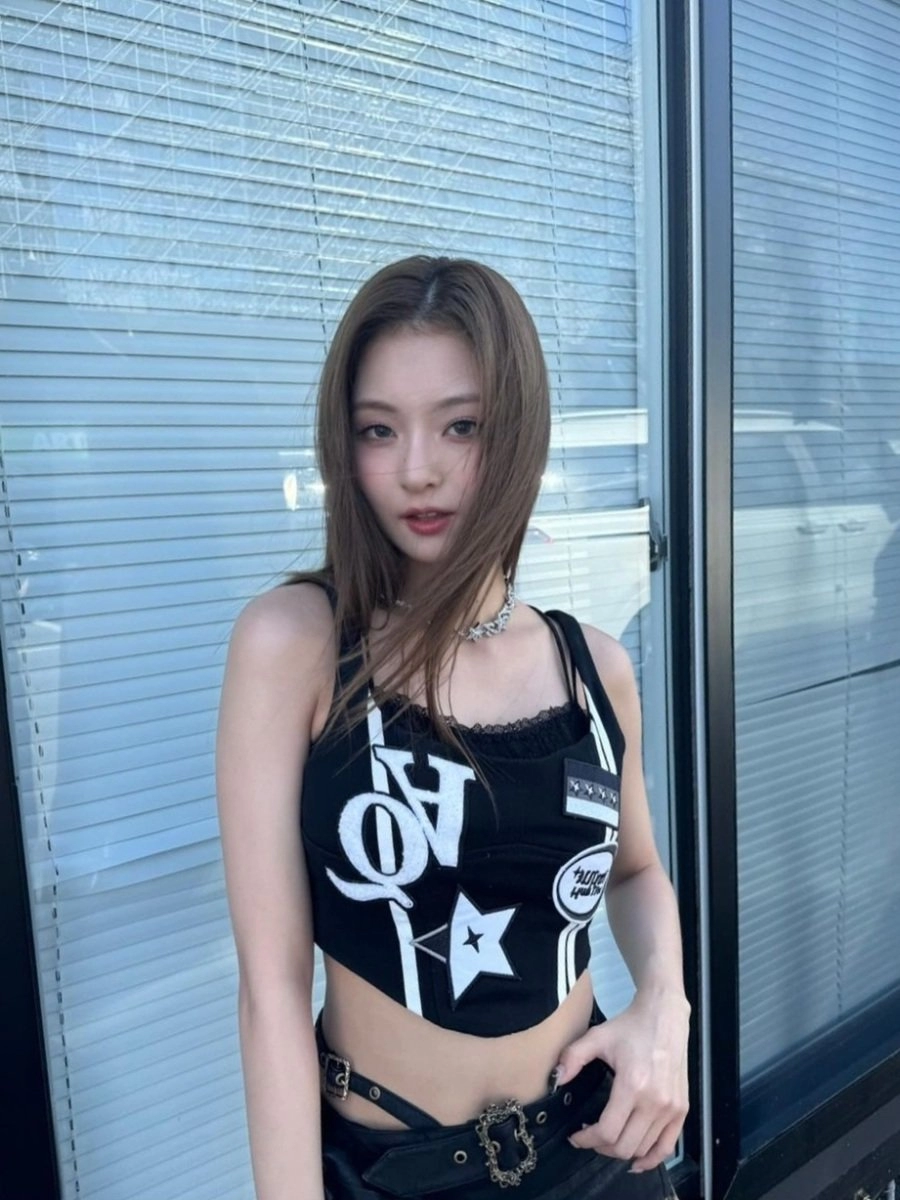 어느 걸그룹을 가도 센터 먹을 외모