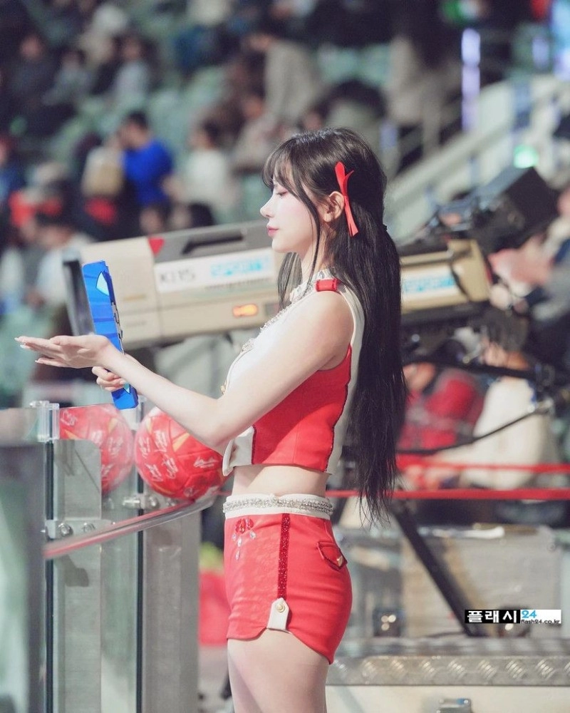 탄력좋은 이주은 치어리더 힙라인