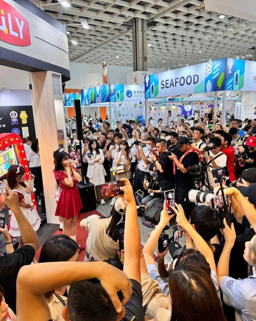 기아가 놓친 미모의 치어리더