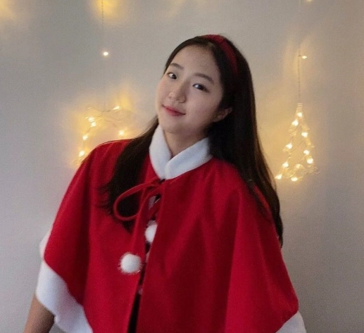 탁구 신유빈 선수 머리푼 사진