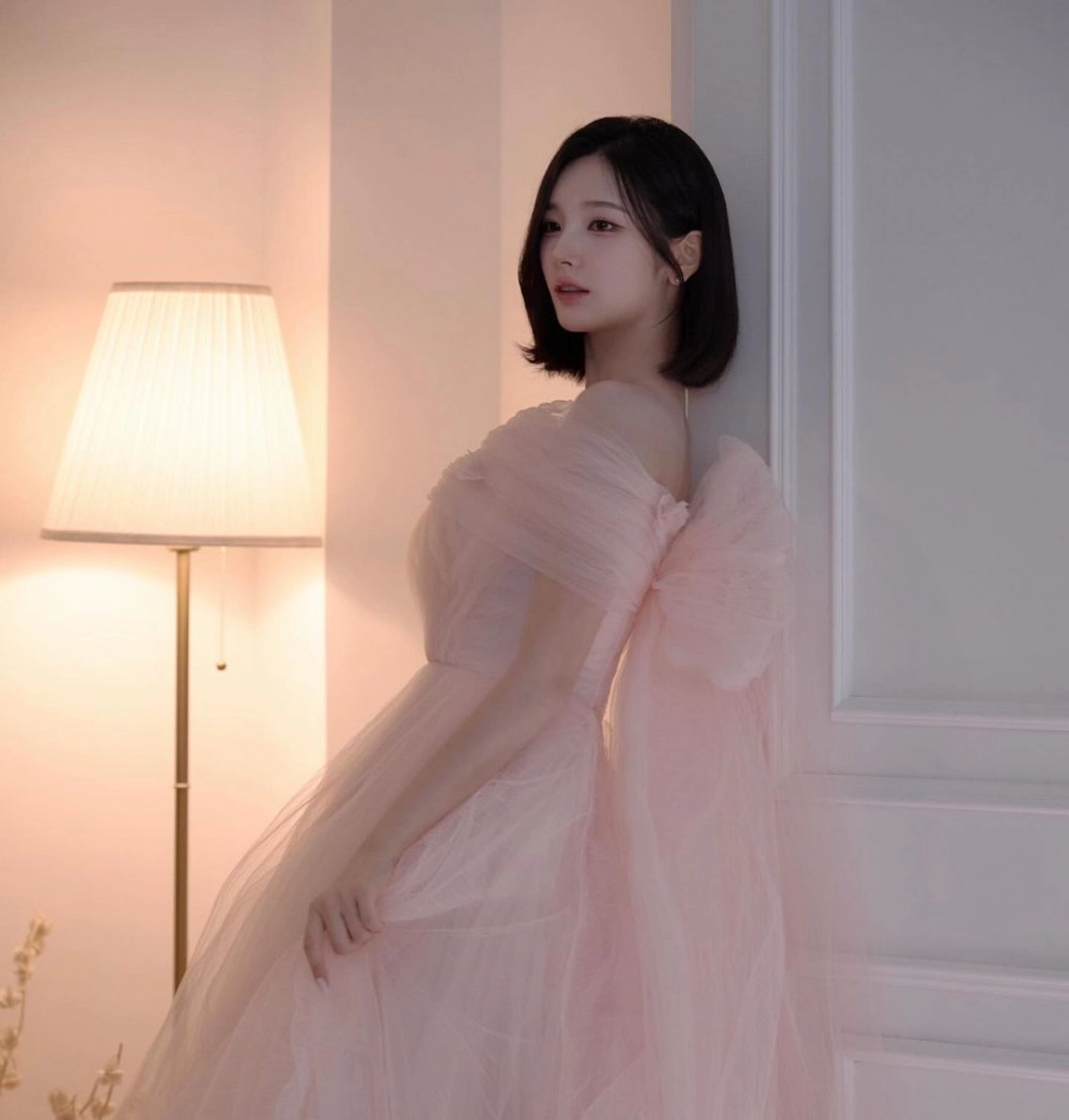 15살 연상 사업가와 결혼한 여자 아이돌