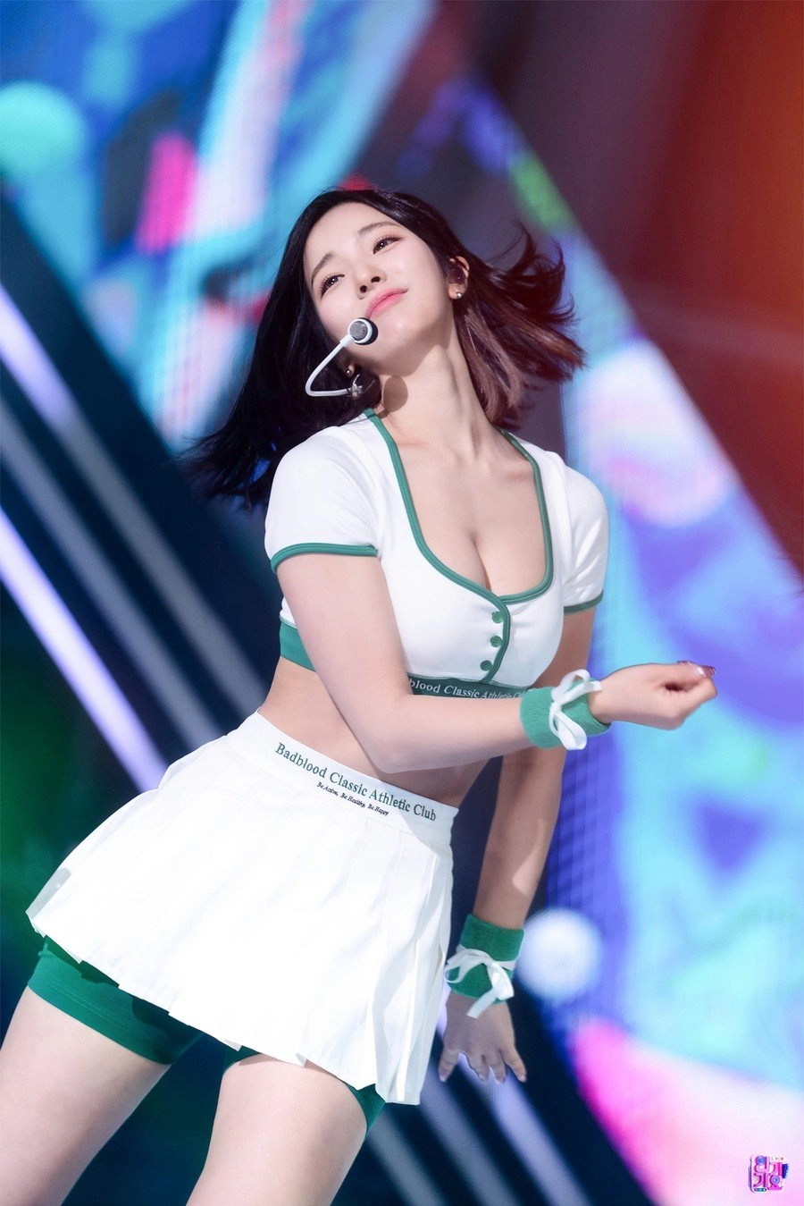 15살 연상 사업가와 결혼한 여자 아이돌