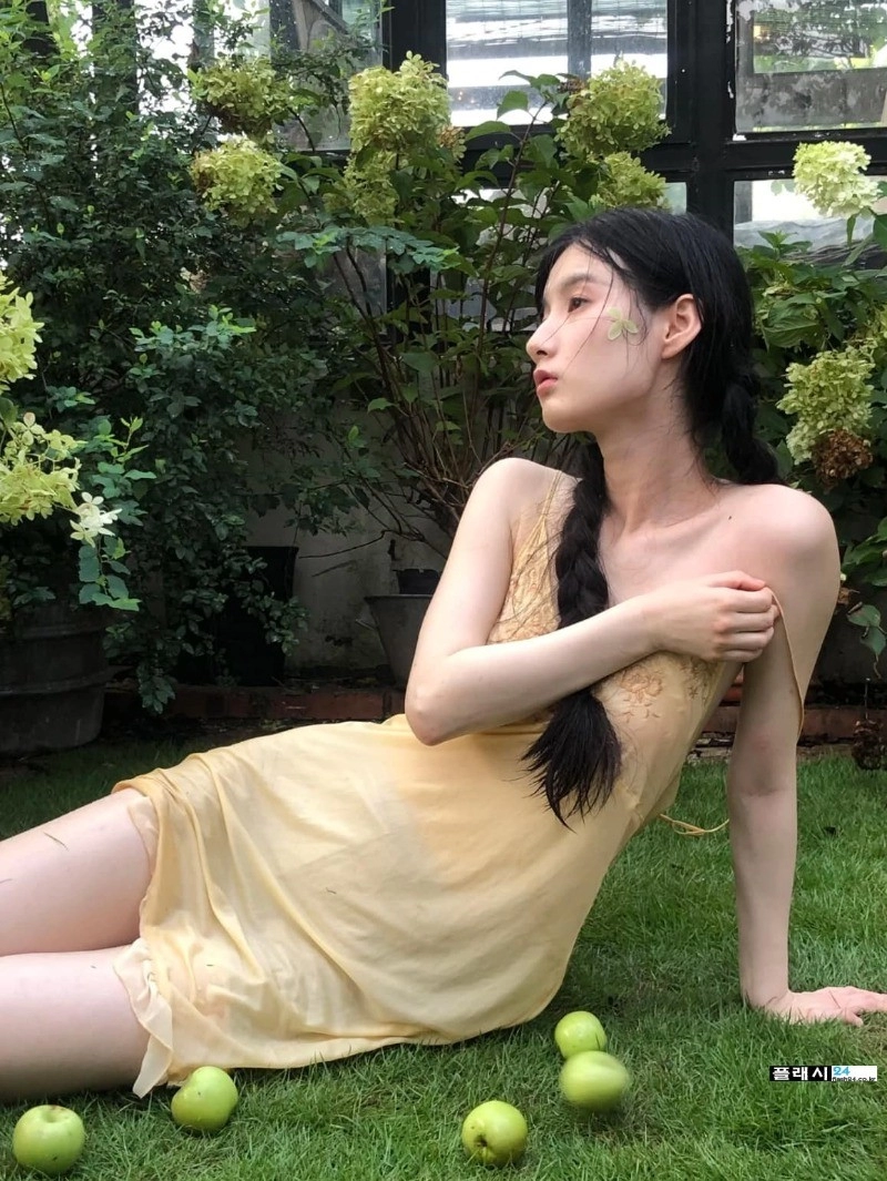 출사 슬립만 입은채 노브라 ㄲㅈ 노출