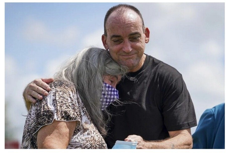 18살에 떠나 55살이 되어 돌아온 아들