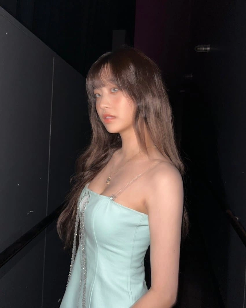 여자력 폭발 하는 츄 원피스 몸매