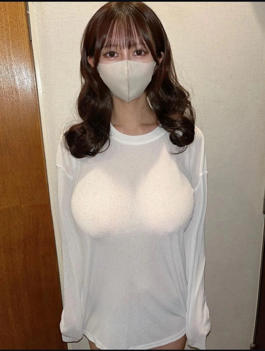 가슴 사이즈가 무려 K컵이라는 스시녀