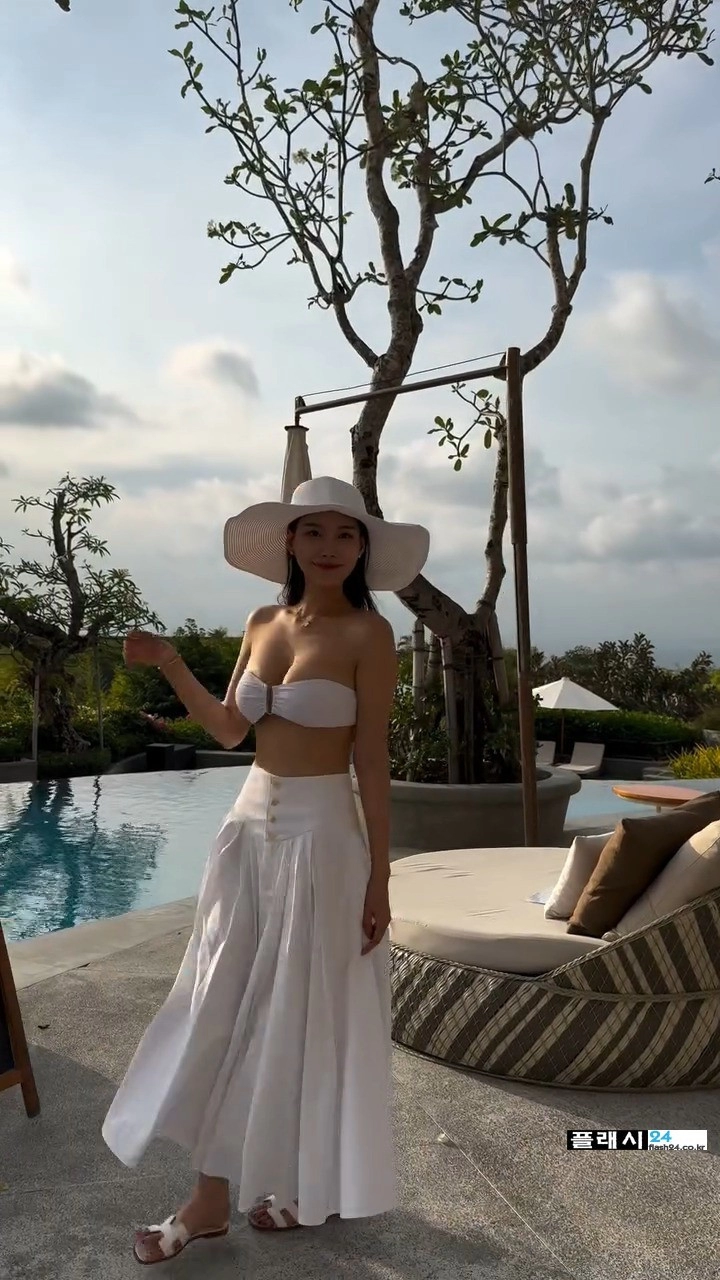 OBS 기상캐스터 전하린 패션