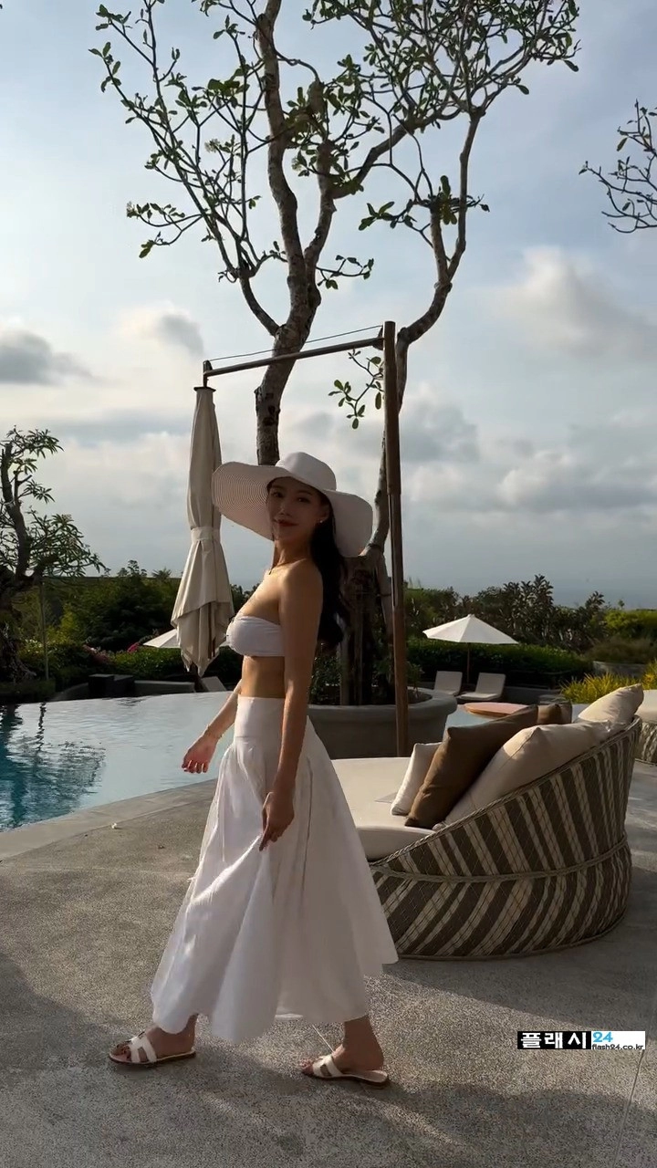 OBS 기상캐스터 전하린 패션