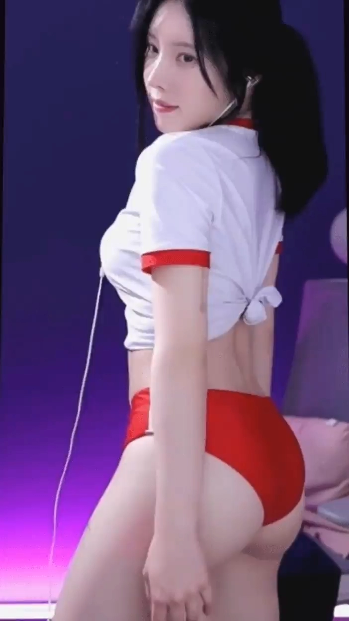 바니걸은 당근을 좋아해 (옆슴노출)