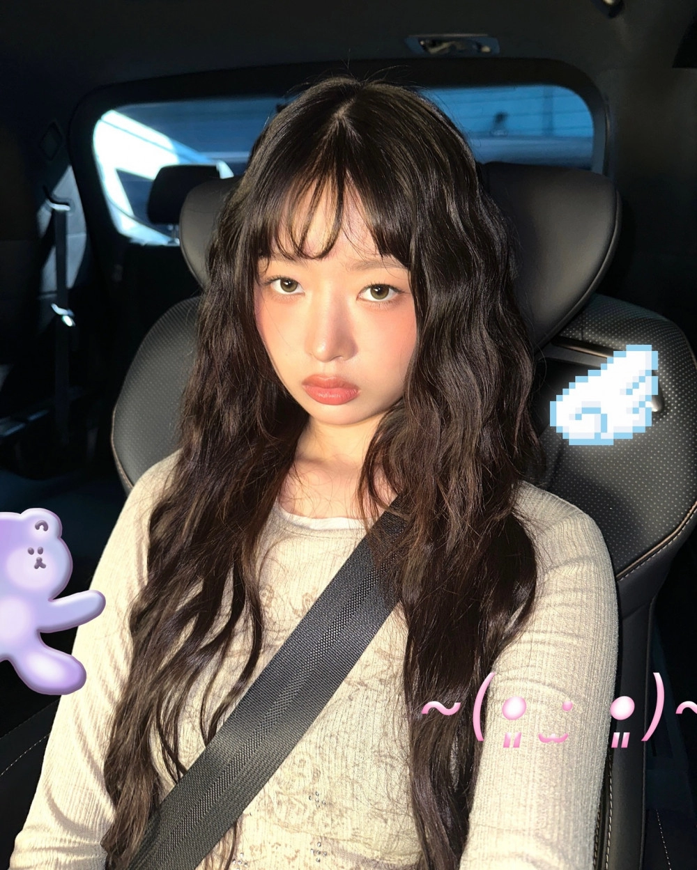 의외로 묵직한 가슴 볼륨감 아이브 레이